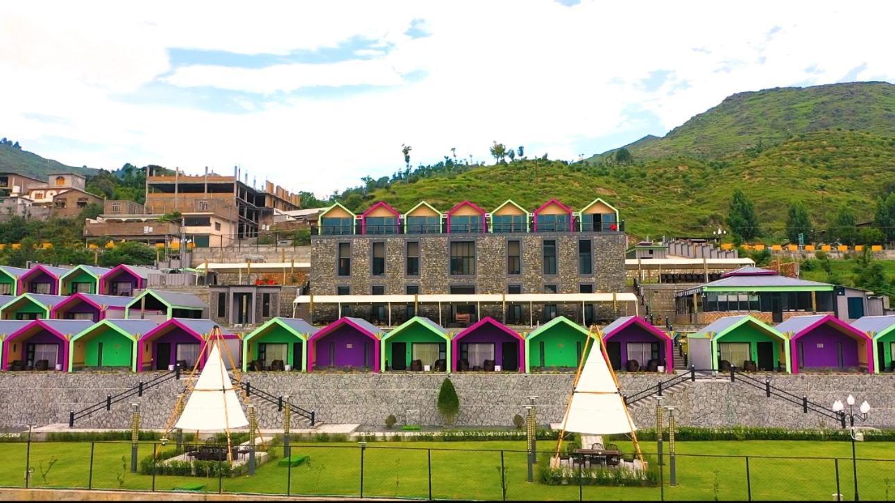 Iyi Luxury Inn Swat Saidu Sharif Exteriér fotografie