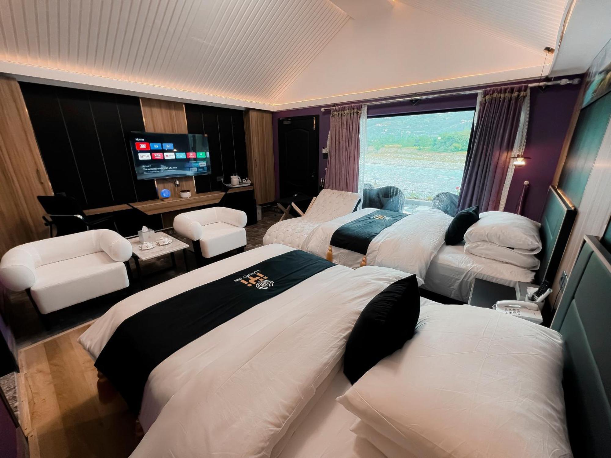 Iyi Luxury Inn Swat Saidu Sharif Exteriér fotografie